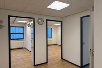 Bekijk foto 4 van Jade 208