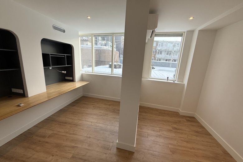 KantoorruimteaanBloemkwekersstraat 72 A<br/> inRotterdam
