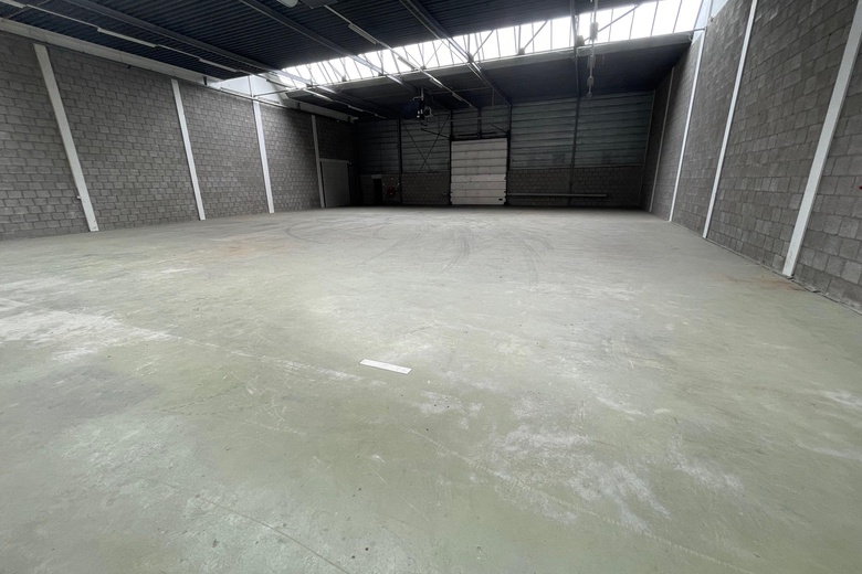 BedrijfsruimteaanElftweg 54<br/> inRaamsdonksveer