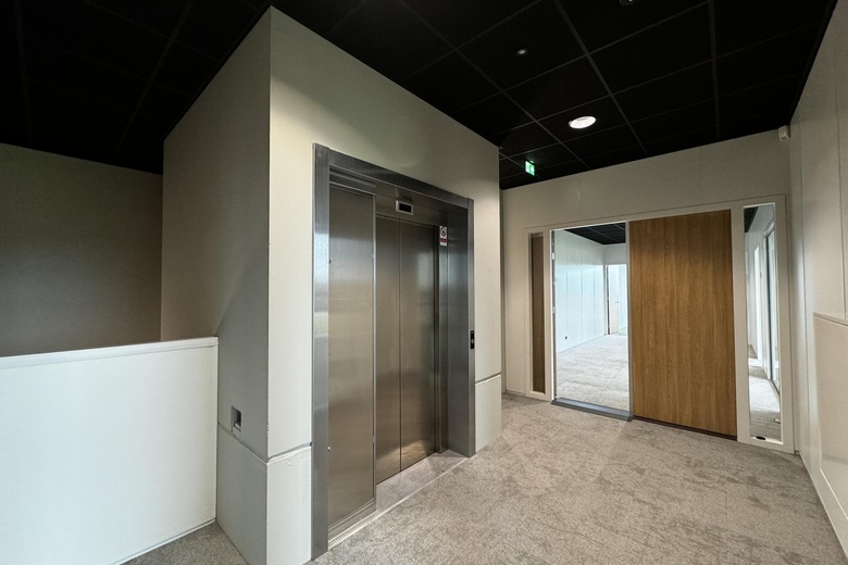 KantoorruimteaanKringloopweg 1<br/> inHendrik-Ido-Ambacht