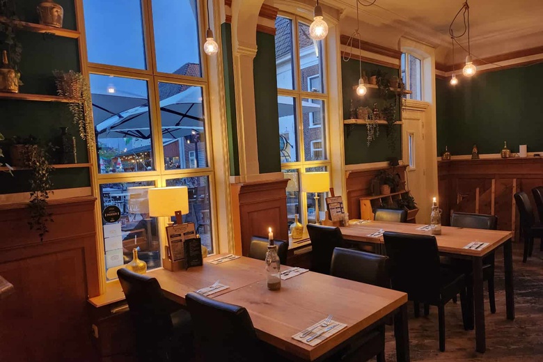 HorecaaanPlein 15<br/> inMakkum HorecaaanPlein 15<br/> inMakkum