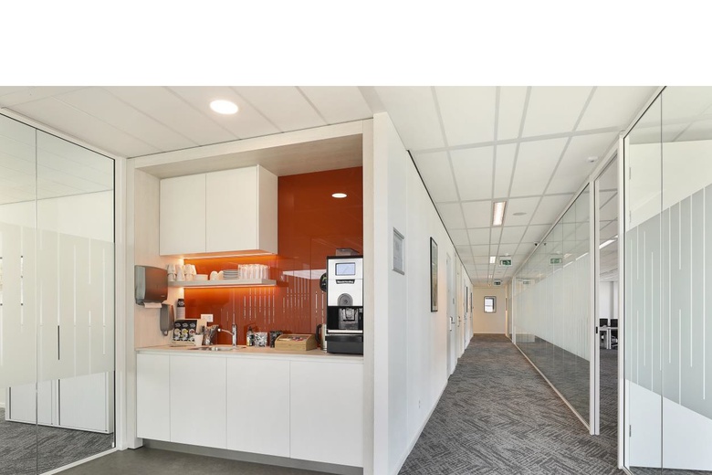 KantoorruimteaanMandelaplein 1<br/> inAlmere KantoorruimteaanMandelaplein 1<br/> inAlmere