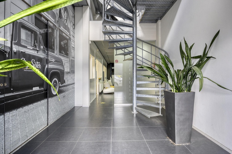 BedrijfsruimteaanTinus van der Sijdestraat 7<br/> inSprang