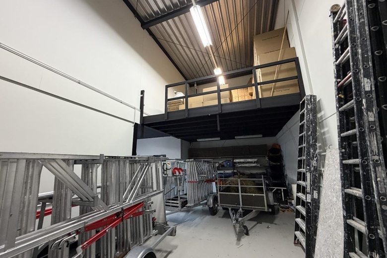 BedrijfsruimteaanAmbachtstraat 36<br/> inMoerkapelle