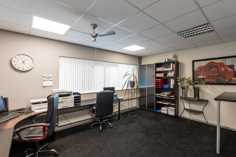 BedrijfsruimteaanDe Lange Ring 11 e<br/> inAnna Paulowna