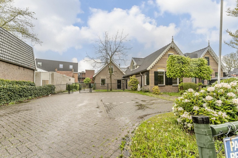 KantoorruimteaanMolenstraat 10<br/> inBunschoten KantoorruimteaanMolenstraat 10<br/> inBunschoten