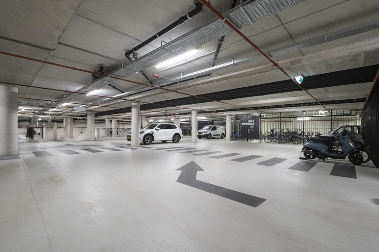 BedrijfsruimteaanBadhuiskade 351<br/> inAmsterdam