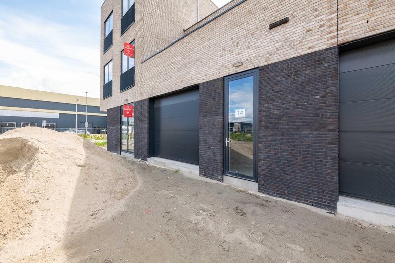 BedrijfsruimteaanAndersonweg 2 17<br/> inHellevoetsluis