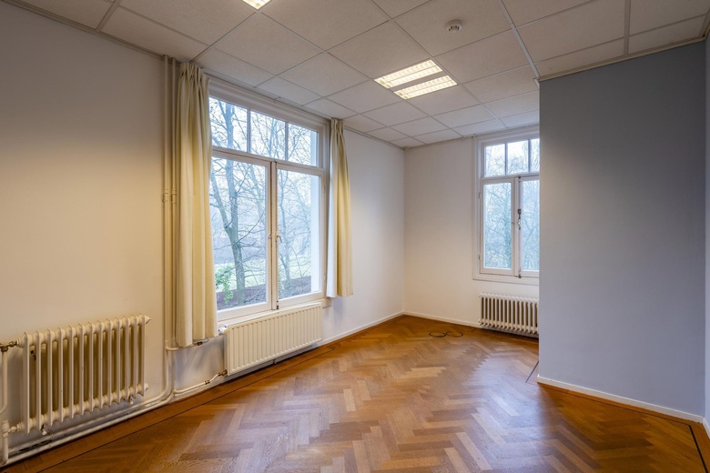 KantoorruimteaanInsulindelaan 30<br/> inHilversum