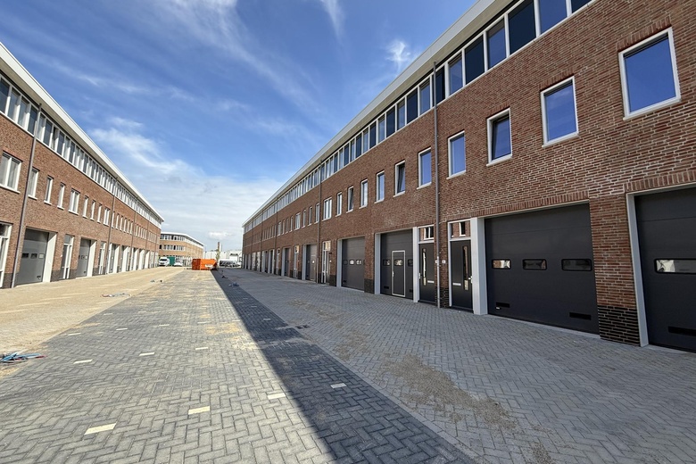 BedrijfsruimteaanNijverheidslaan 8 L<br/> inWeesp BedrijfsruimteaanNijverheidslaan 8 L<br/> inWeesp