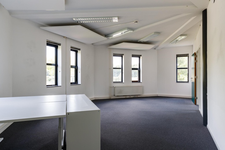 KantoorruimteaanHoofdveste 2<br/> inHouten