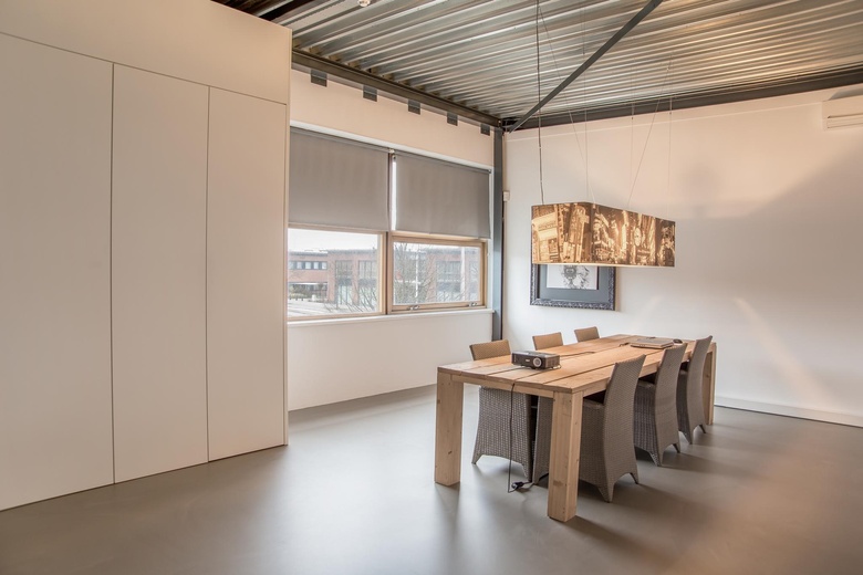 BedrijfsruimteaanStoelmatter 3 B<br/> inWateringen