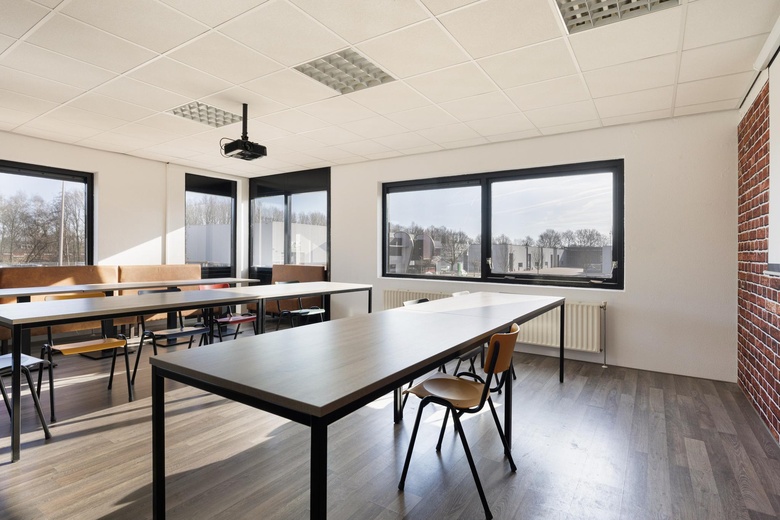 KantoorruimteaanBedrijvenpark Twente 165 a<br/> inAlmelo KantoorruimteaanBedrijvenpark Twente 165 a<br/> inAlmelo