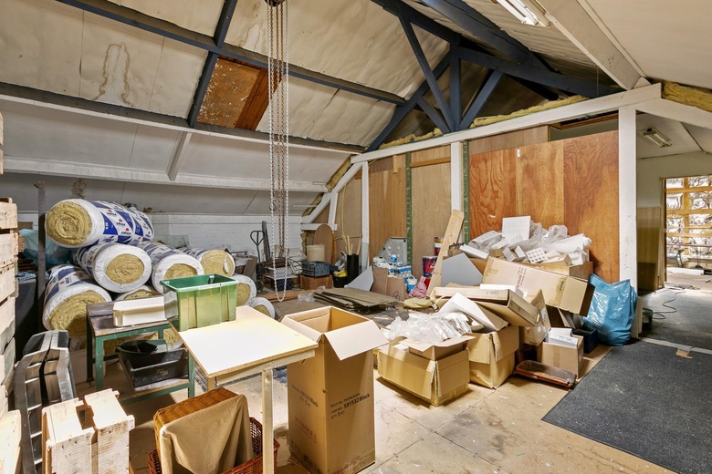 BedrijfsruimteaanHulsdonksestraat 103 a<br/> inRoosendaal BedrijfsruimteaanHulsdonksestraat 103 a<br/> inRoosendaal