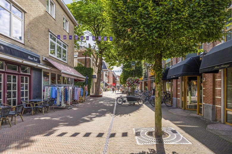 WinkelruimteaanLaanstraat 91<br/> inBaarn WinkelruimteaanLaanstraat 91<br/> inBaarn