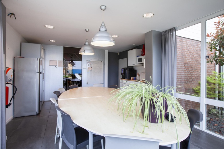 KantoorruimteaanOndernemingsweg 26<br/> inAlphen aan den Rijn KantoorruimteaanOndernemingsweg 26<br/> inAlphen aan den Rijn