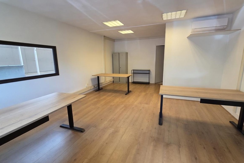 BedrijfsruimteaanBreitnerstraat 9<br/> inEindhoven