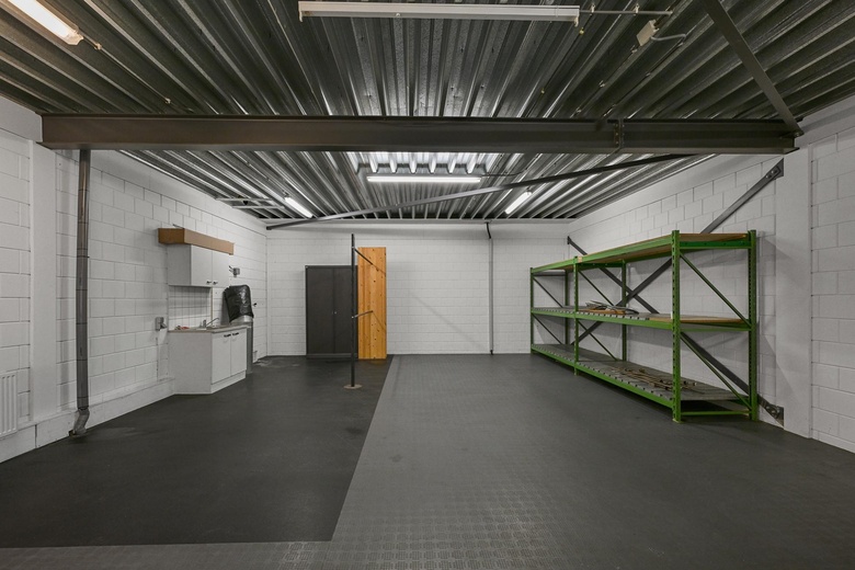 BedrijfsruimteaanKikkertweg 24<br/> inWormerveer BedrijfsruimteaanKikkertweg 24<br/> inWormerveer