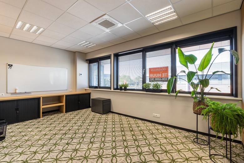 BedrijfsruimteaanBoerhaaveweg 48en 50<br/> inIJsselstein