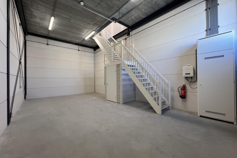 BedrijfsruimteaanHoutkopersstraat 6 E<br/> inZwijndrecht