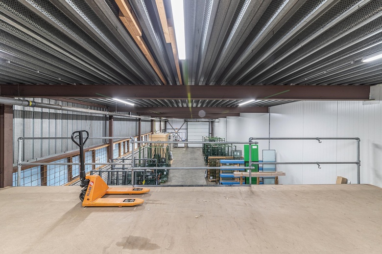 BedrijfsruimteaanZomerdijk 23<br/> inZaandam