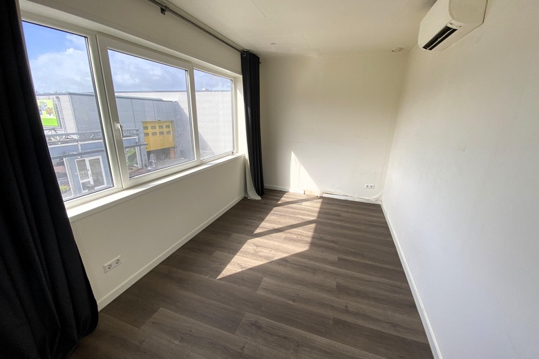 BedrijfsruimteaanSplijtbakweg 27<br/> inAlmere BedrijfsruimteaanSplijtbakweg 27<br/> inAlmere