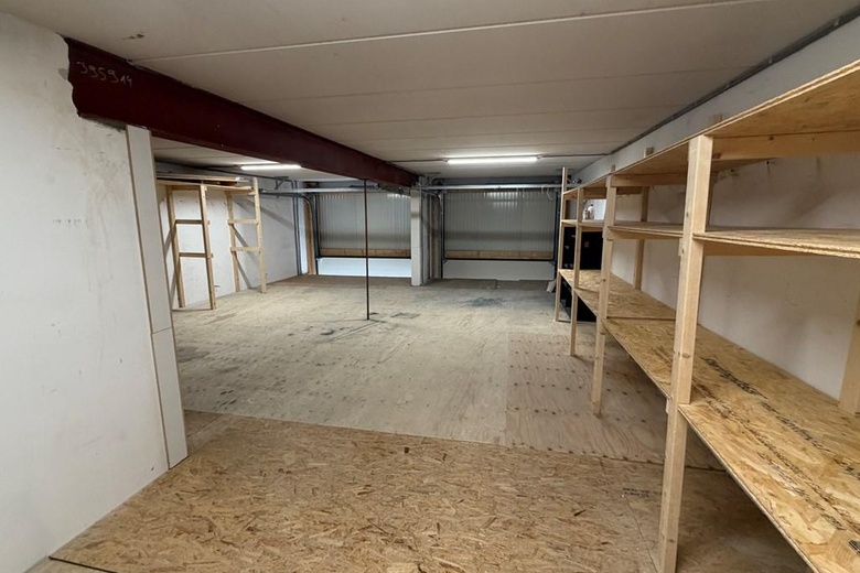 BedrijfsruimteaanSpaubeekstraat 105 10<br/> inTilburg