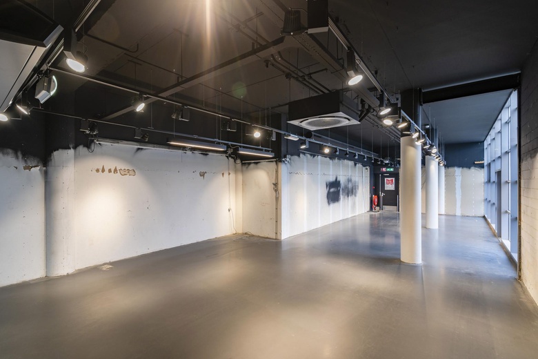 WinkelruimteaanStationsplein 6<br/> inHilversum WinkelruimteaanStationsplein 6<br/> inHilversum