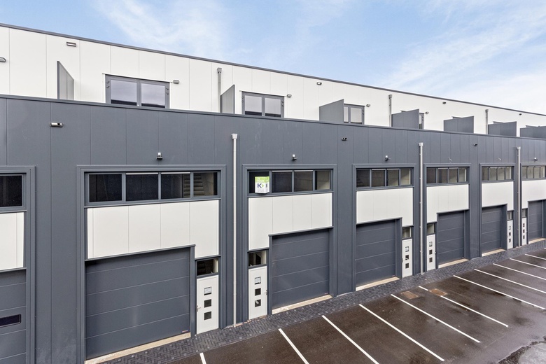 BedrijfsruimteaanKabelweg 43<br/> inRoelofarendsveen