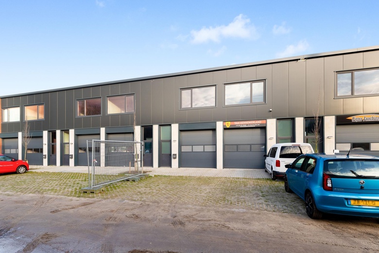 BedrijfsruimteaanHarmoniestraat 31<br/> inVelsen