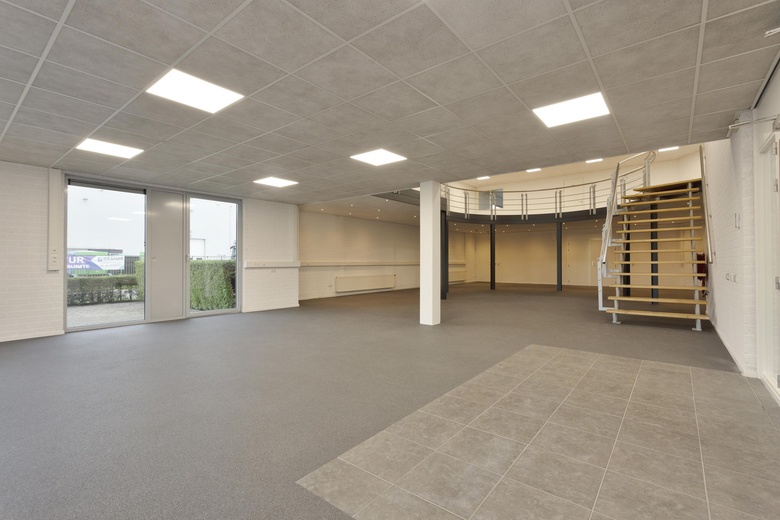 BedrijfsruimteaanProf. Asserweg 22<br/> inWaalwijk