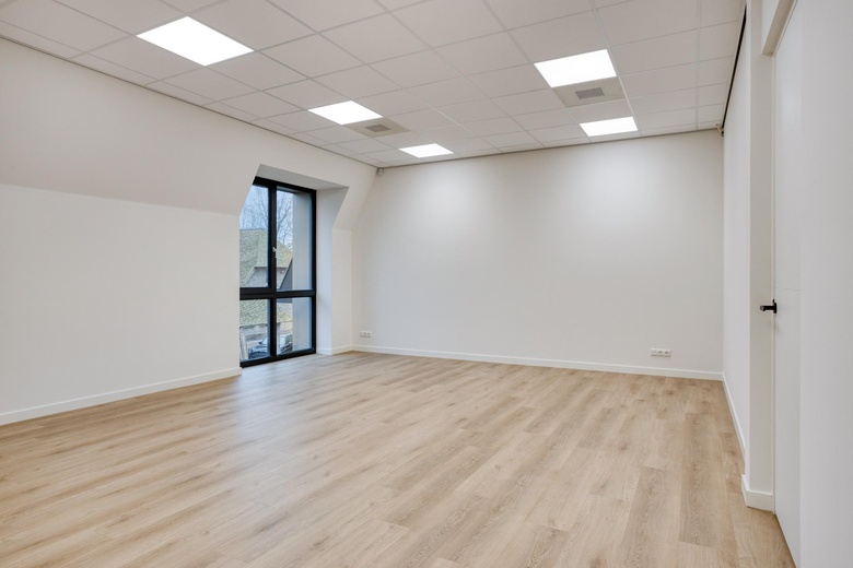 KantoorruimteaanLariestraat 25<br/> inHeeswijk