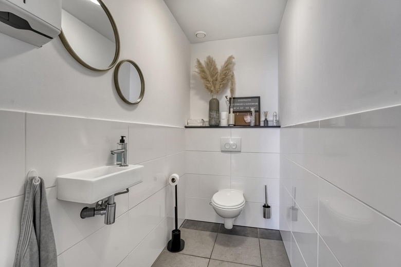 WinkelruimteaanDorpsstraat 22 A<br/> inZoeterwoude WinkelruimteaanDorpsstraat 22 A<br/> inZoeterwoude