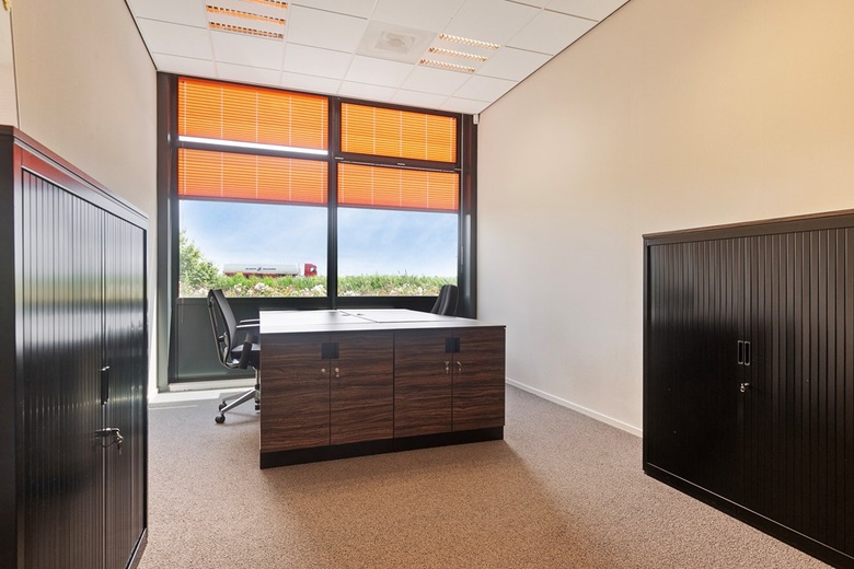 KantoorruimteaanPlatinaweg 6<br/> inEmmeloord