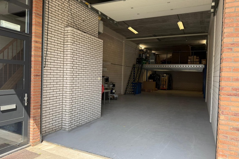 Bekijk foto 1 van Laan van Waalhaven 139 A