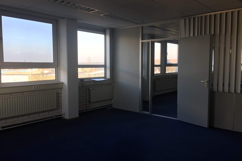 KantoorruimteaanZuideinde 77 Klaverblad 4<br/> inBarendrecht