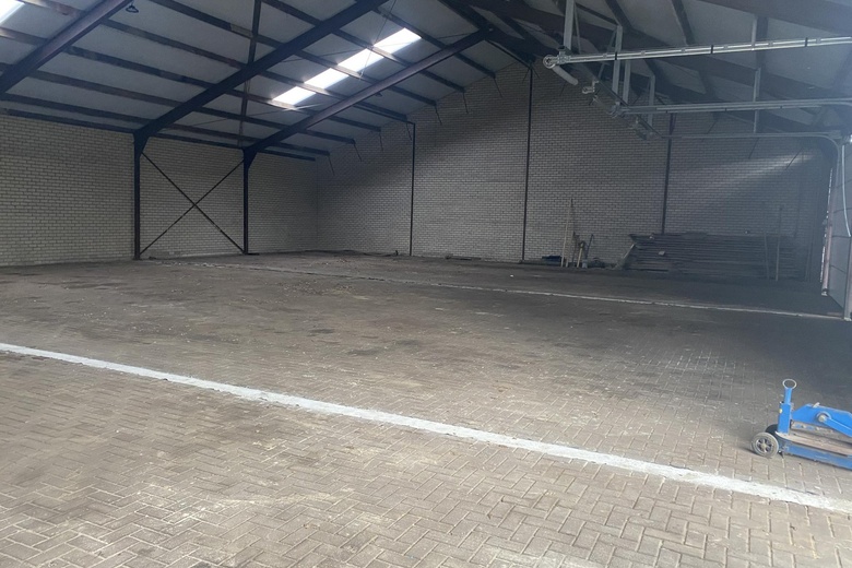 BedrijfsruimteaanZondveldstraat 10 A<br/> inVeghel BedrijfsruimteaanZondveldstraat 10 A<br/> inVeghel