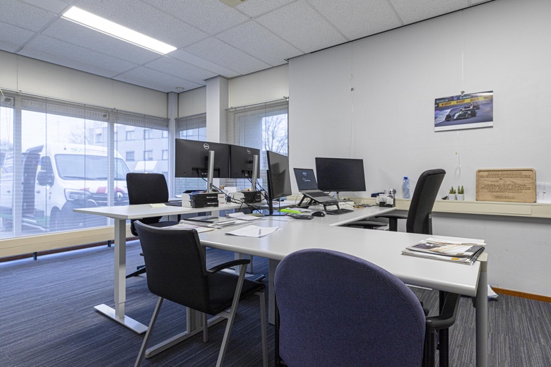 KantoorruimteaanHenry Dunantweg 4<br/> inAlphen aan den Rijn