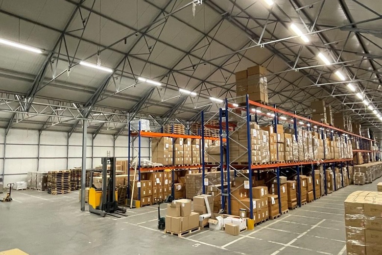 BedrijfsruimteaanPoelweg 40<br/> inDe Kwakel