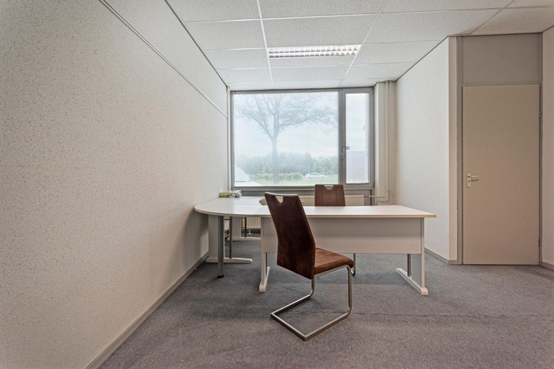 BedrijfsruimteaanKlarenanstelerweg 5 A<br/> inKerkrade BedrijfsruimteaanKlarenanstelerweg 5 A<br/> inKerkrade
