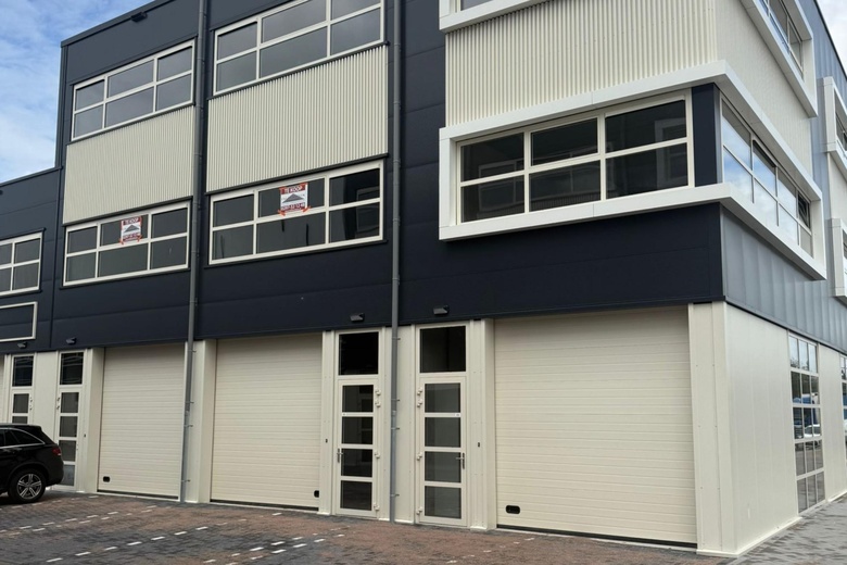 BedrijfsruimteaanAmsterdamseweg 83<br/> inUithoorn