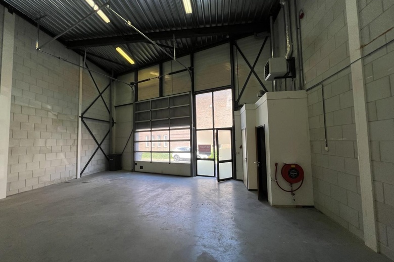 BedrijfsruimteaanDe Veldoven 2 C<br/> inHendrik-Ido-Ambacht