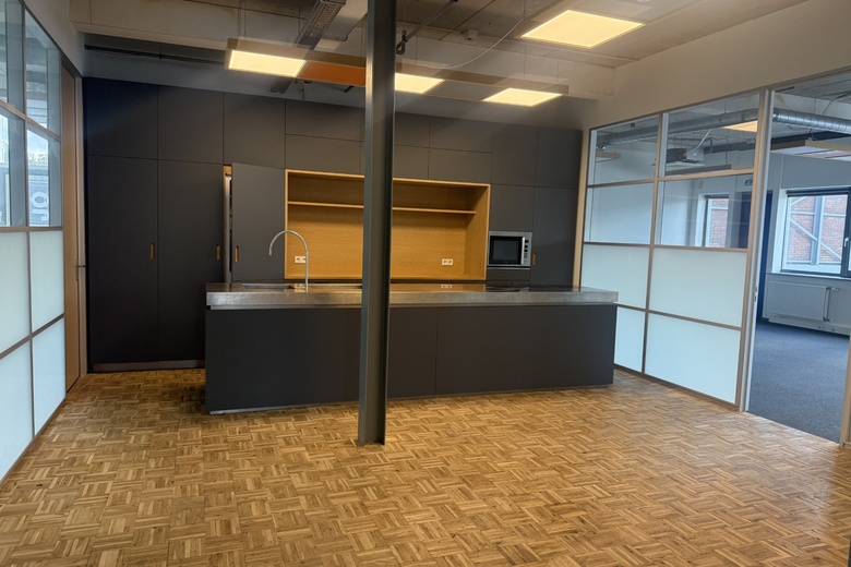 BedrijfsruimteaanNetwerkweg 31<br/> inAmsterdam