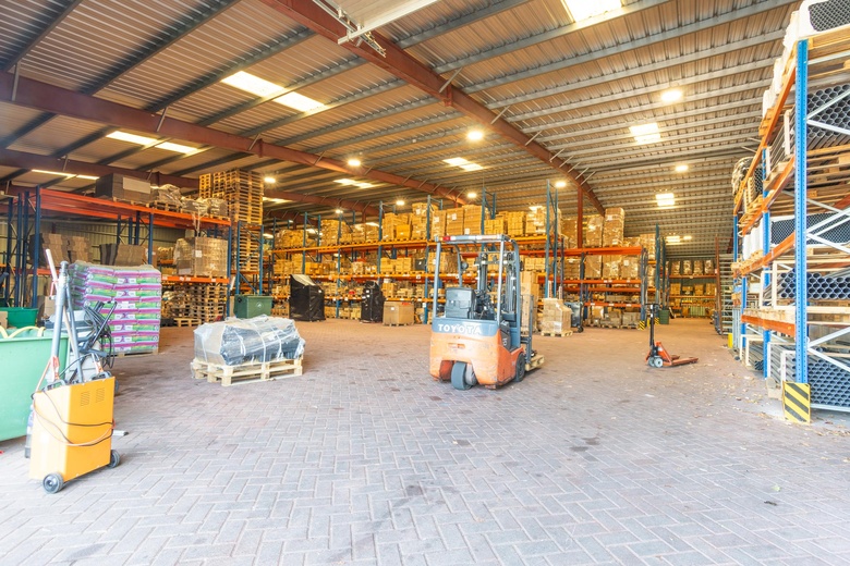 BedrijfsruimteaanHuisbergenweg 3<br/> inRosmalen