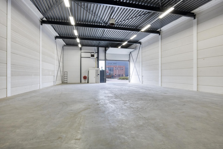 BedrijfsruimteaanVan Coulsterweg 9<br/> inAlblasserdam