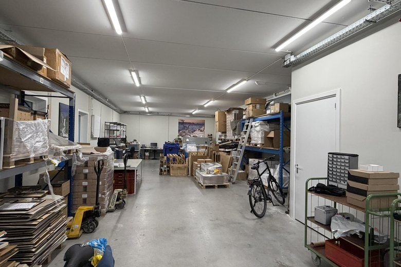 BedrijfsruimteaanJulianaweg 200 a<br/> inVolendam