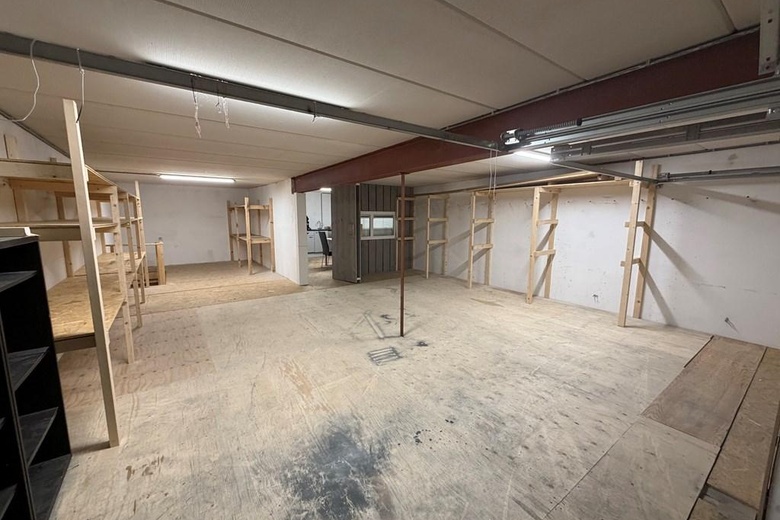 BedrijfsruimteaanSpaubeekstraat 105 10<br/> inTilburg
