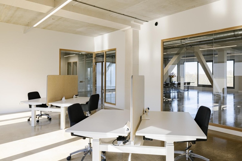 KantoorruimteaanDuivendrechtsekade 80<br/> inAmsterdam