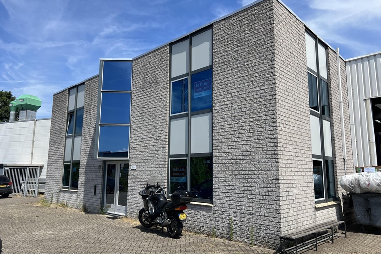 Bekijk foto 1 van Mandenmakerstraat 28 Bekijk foto 1 van Mandenmakerstraat 28