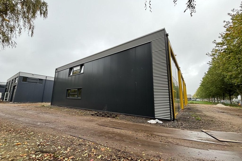 BedrijfsruimteaanRandweg 21 01<br/> inEmmeloord BedrijfsruimteaanRandweg 21 01<br/> inEmmeloord